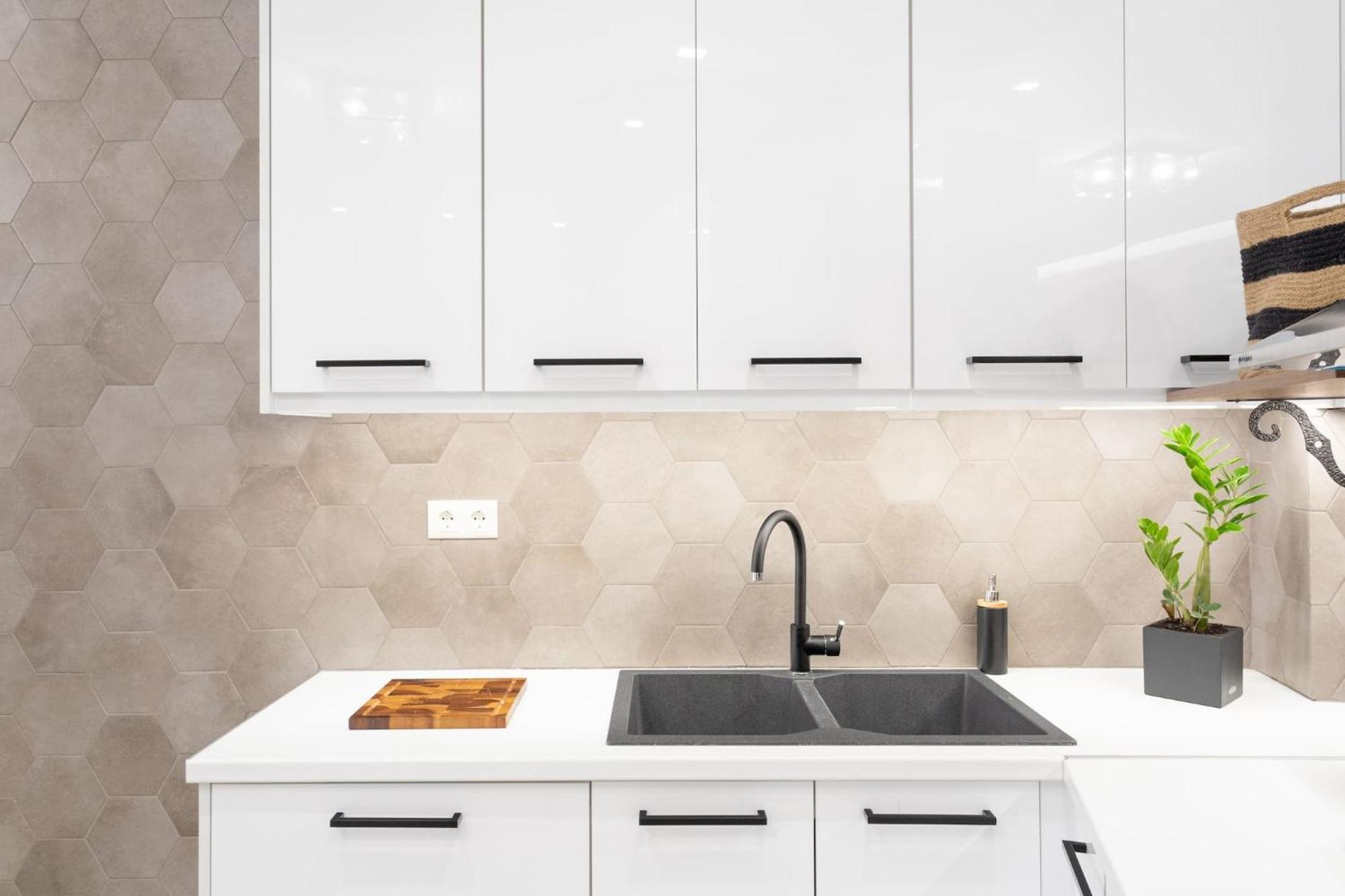 Deluxe 3-Bdrm Urban-Industrial Apt At Acropolis Athens Luaran gambar