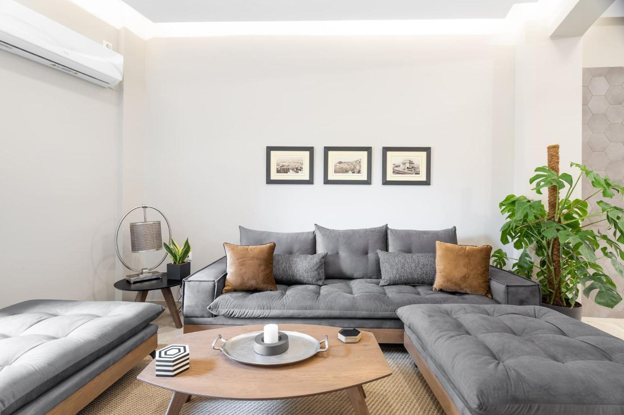 Deluxe 3-Bdrm Urban-Industrial Apt At Acropolis Athens Luaran gambar